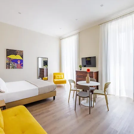 Terrazze Tra I Musei - And נאפולי