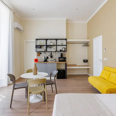 דירה Terrazze Tra I Musei - And נאפולי