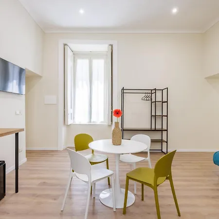 Terrazze Tra I Musei - And נאפולי