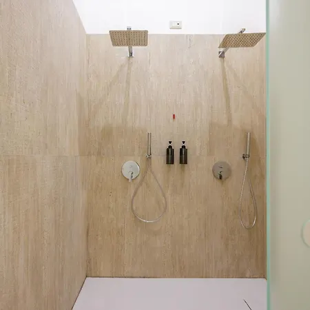 Terrazze Tra I Musei - And נאפולי