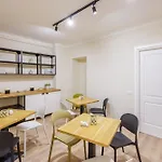 Terrazze Tra I Musei - And Apartment Neapel