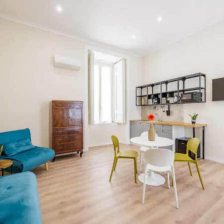 Terrazze Tra I Musei - And Neapel