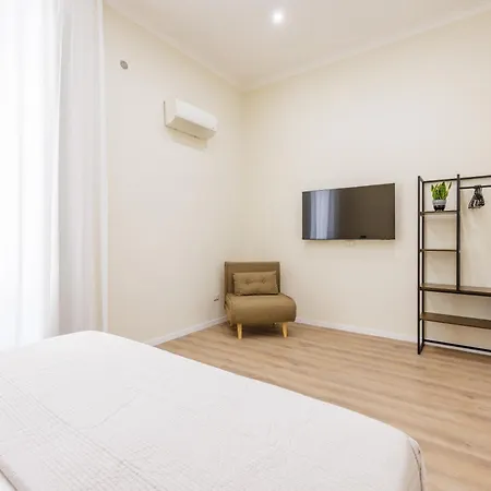 Lägenhet Terrazze Tra I Musei - And *